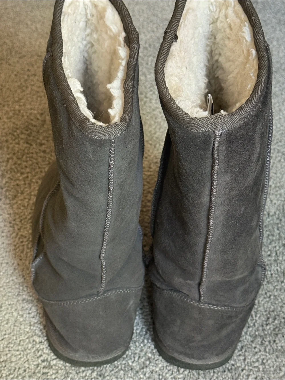 Alpine Design Tall Boots Gray Leather w/Cream Faux Sherpa Lining. Women Size 7
